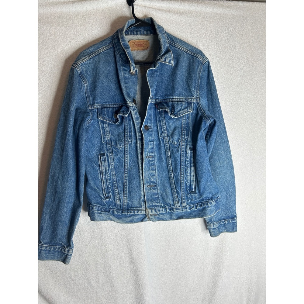 Vintage Levis 70506 0214 Denim Trucker Jacket Mens 42 Blue Made in USA 4 Pocket